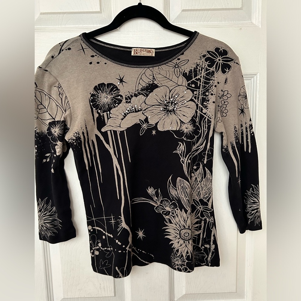 blue canyon floral y2k mid sleeve top